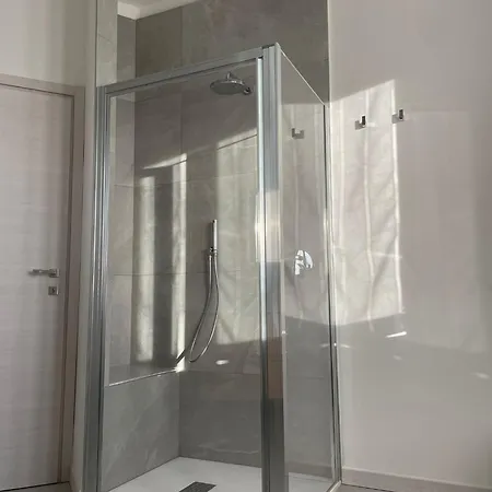 Апартаменти Bilocale Zona Ospedale Бергамо