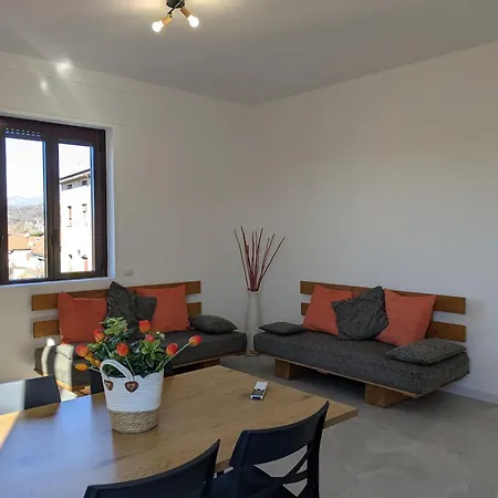 Bilocale Zona Ospedale * Бергамо